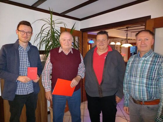 Neumitglied Julian Weber, Dieter Bracht, Ralf Schifferdecker und Michael Deuser